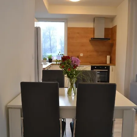 Elegant Escape Ii - Centre & Free Parking * Братислава