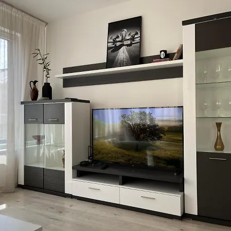 Elegant Escape Ii - Centre & Free Parking Apartmán Bratislava