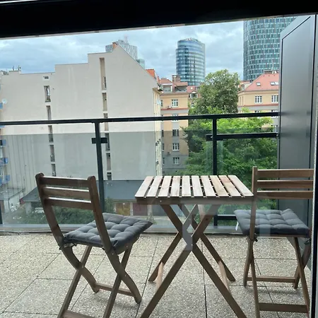 Elegant Escape Ii - Centre & Free Parking Bratislava