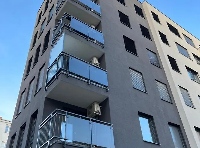 Elegant Escape Ii - Centre & Free Parking *