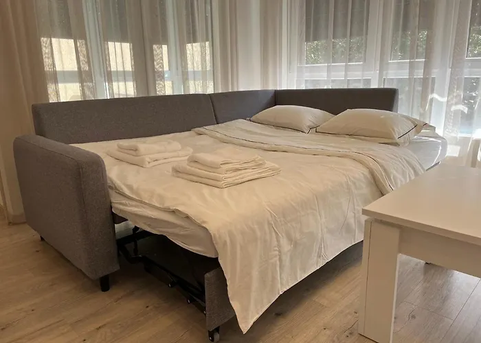 Elegant Escape Ii - Centre & Free Parking Appartement Bratislava